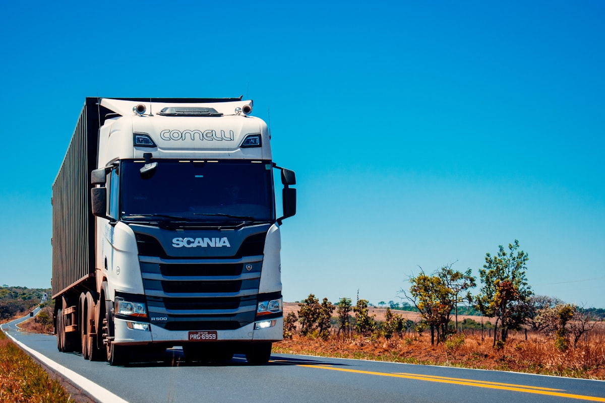 Commercial Truck Insurance in Ontario: An Owner-Operator’s Guide
